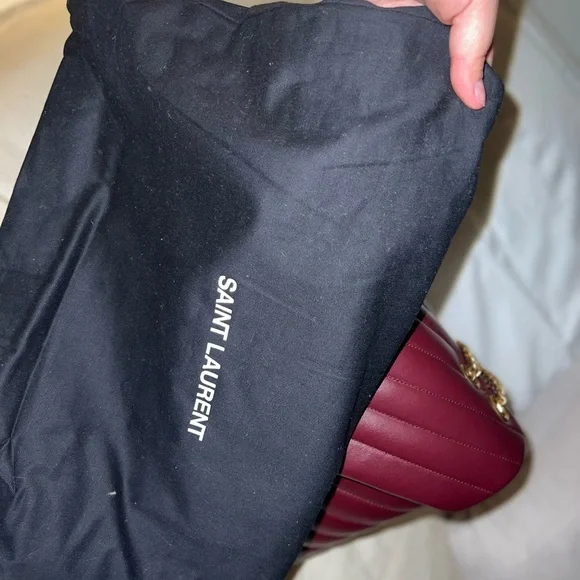 YSL Medium LouLou - Picture 8 of 8